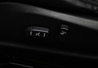 Подержанный автомобиль Nissan Teana 2011 года (16 фото)