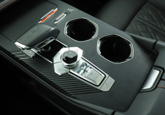 Подержанный автомобиль Changan UNI-K 2024 года (17 фото)