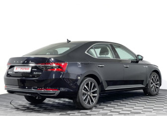 Новый Skoda Superb Liftback 2025 (6 фото)