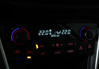 Подержанный автомобиль Suzuki SX4 Hatchback 2018 года (20 фото)