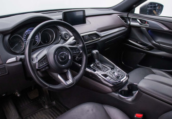 Подержанный автомобиль Mazda CX-9 2019 года (9 фото)