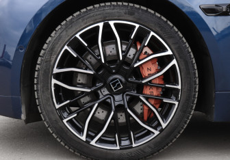 Подержанный автомобиль Zeekr 001 2023 года (26 фото)