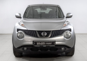Подержанный автомобиль Nissan Juke 2012 года (2 фото)