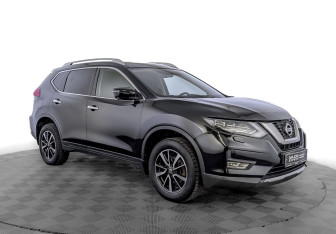 Подержанный автомобиль Nissan X-Trail 2019 года (3 фото)