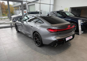 Новый Audi A5 Liftback 2025 (2 фото)