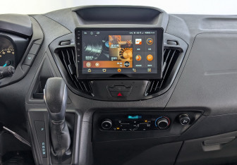 Подержанный автомобиль Ford Tourneo Connect Compactvan 2021 года (26 фото)