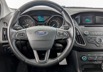 Подержанный автомобиль Ford Focus Hatchback 2019 года (21 фото)