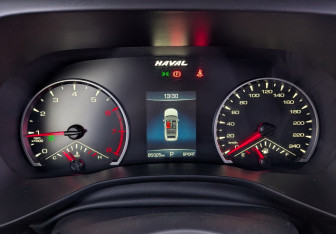 Подержанный автомобиль Haval Jolion 2023 года (13 фото)