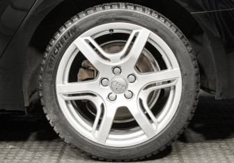 Подержанный автомобиль Audi A4 Sedan 2018 года (25 фото)