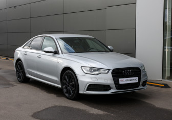 Подержанный автомобиль Audi A6 Sedan 2013 года (3 фото)