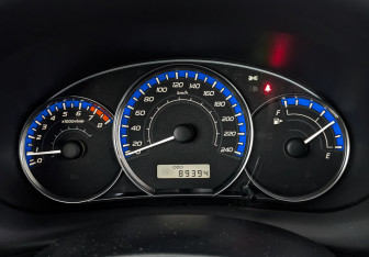 Подержанный автомобиль Subaru Forester Suv 2010 года (16 фото)