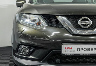 Подержанный автомобиль Nissan X-Trail 2017 года (18 фото)