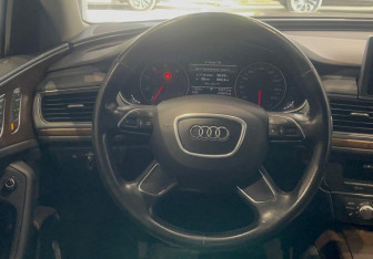 Подержанный автомобиль Audi A6 Sedan 2013 года (14 фото)