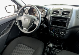 Подержанный автомобиль LADA (ВАЗ) Granta Sedan 2024 года (26 фото)