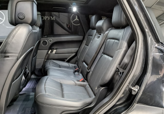 Подержанный автомобиль Land Rover Range Rover Sport 2021 года (17 фото)