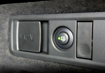 Подержанный автомобиль BMW X5 2025 года (28 фото)