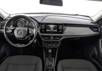 Подержанный автомобиль Skoda Rapid Liftback 2021 года (14 фото)