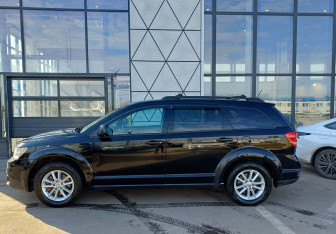 Подержанный автомобиль Dodge Journey 2014 года (8 фото)