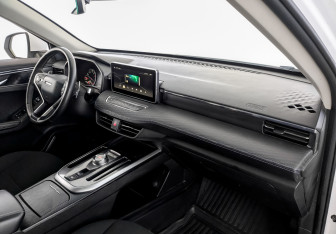 Подержанный автомобиль Haval Jolion 2022 года (11 фото)