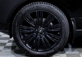 Подержанный автомобиль Land Rover Range Rover 2015 года (15 фото)