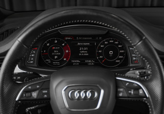 Подержанный автомобиль Audi Q7 2019 года (11 фото)