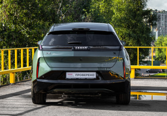 Подержанный автомобиль Zeekr X 2023 года (5 фото)
