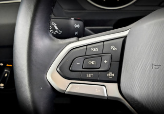 Подержанный автомобиль Volkswagen Tiguan 2021 года (27 фото)