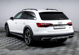 Подержанный автомобиль Audi A4 allroad 2020 года (7 фото)