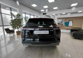 Подержанный автомобиль Jaecoo J7 2023 года (6 фото)