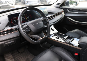 Подержанный автомобиль Exeed LX 2023 года (13 фото)