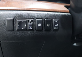 Подержанный автомобиль Nissan Teana 2007 года (12 фото)