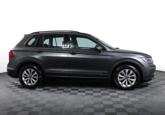Подержанный автомобиль Volkswagen Tiguan 2021 года (4 фото)