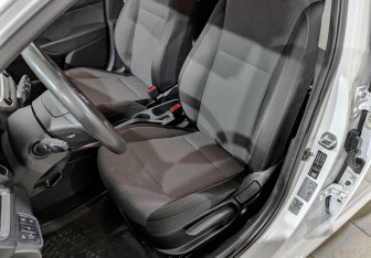 Подержанный автомобиль Hyundai Solaris Sedan 2022 года (20 фото)