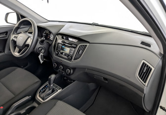 Подержанный автомобиль Hyundai Creta 2019 года (11 фото)