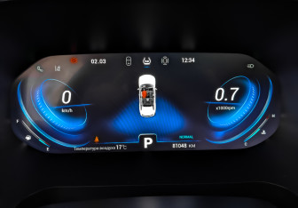 Подержанный автомобиль Chery Tiggo 8 Pro 2022 года (16 фото)