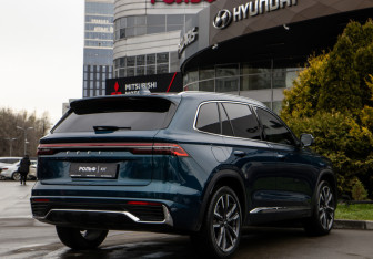 Подержанный автомобиль Geely Monjaro 2023 года (4 фото)