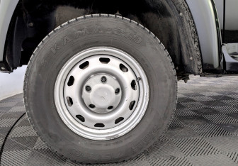 Подержанный автомобиль УАЗ Pickup 2024 года (18 фото)