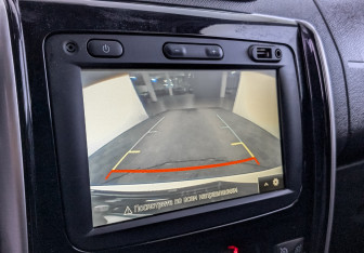 Подержанный автомобиль Nissan Terrano 2021 года (25 фото)