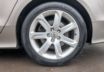 Подержанный автомобиль Audi A7 2011 года (9 фото)