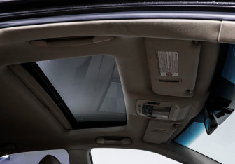 Подержанный автомобиль Lexus RX 2011 года (16 фото)