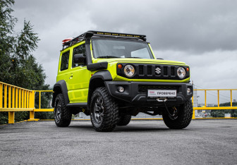 Подержанный автомобиль Suzuki Jimny 2021 года (3 фото)