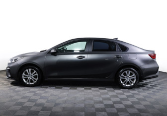 Подержанный автомобиль Kia Cerato Sedan 2021 года (8 фото)