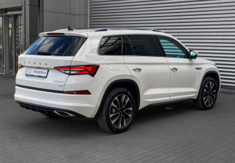 Подержанный автомобиль Skoda Kodiaq 2024 года (5 фото)