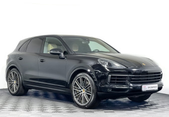 Подержанный автомобиль Porsche Cayenne 2019 года (3 фото)