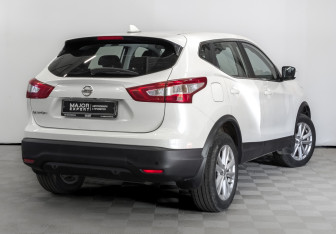 Подержанный автомобиль Nissan Qashqai 2018 года (5 фото)