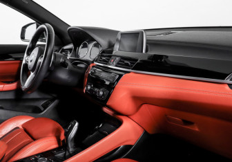 Подержанный автомобиль BMW X2 2019 года (9 фото)