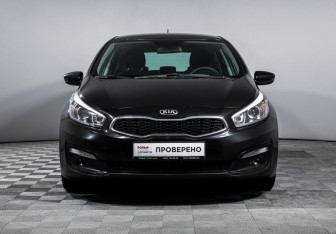 Подержанный автомобиль Kia Ceed Hatchback 2016 года (2 фото)