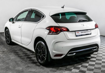 Подержанный автомобиль Citroen DS4 2012 года (7 фото)