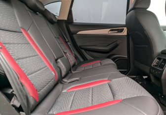 Подержанный автомобиль Haval F7 2023 года (11 фото)