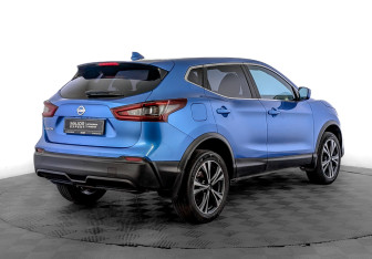 Подержанный автомобиль Nissan Qashqai 2021 года (5 фото)